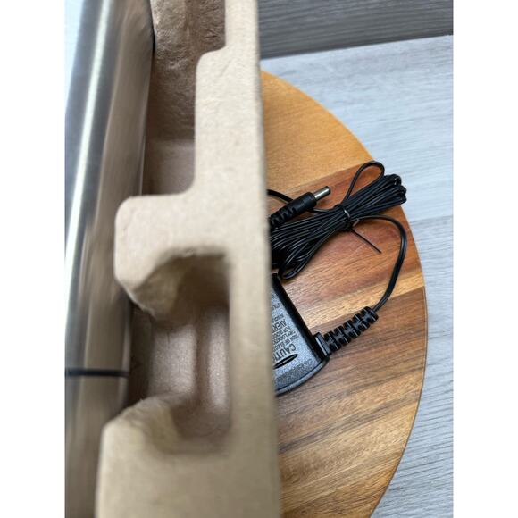 Cuisinart CWO-25 Electric Wine Opener Stainless Steel Charging Base - Picture 7 of 7